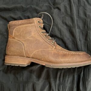8.5 men boots brand new